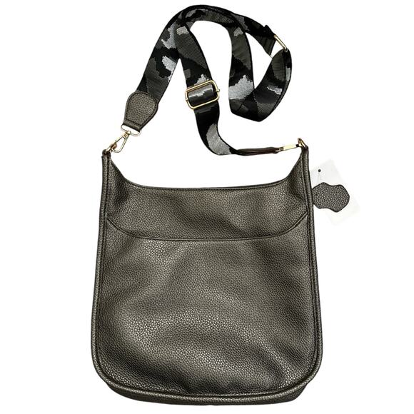 NWT Vegan Pebbled Faux Leather Bag with Adjustable Crossbody Guitar Strap - Picture 1 of 9